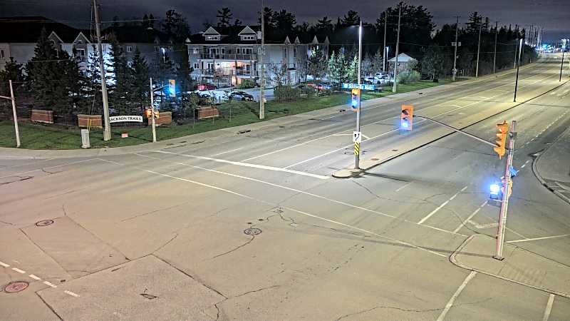 Traffic camera image at 2025-05-09 06:45:22