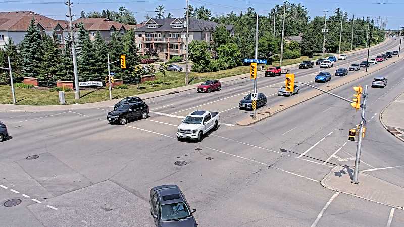 Traffic camera image at 2025-06-30 18:05:38