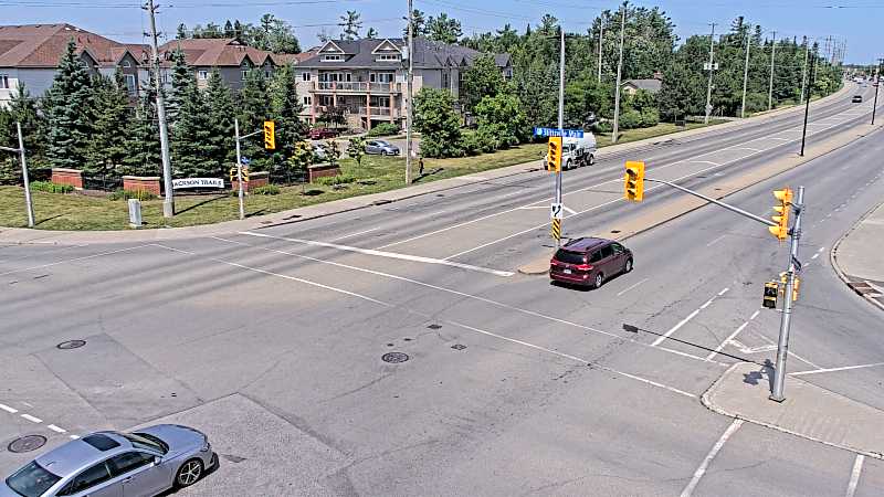 Traffic camera image at 2025-06-30 18:20:36