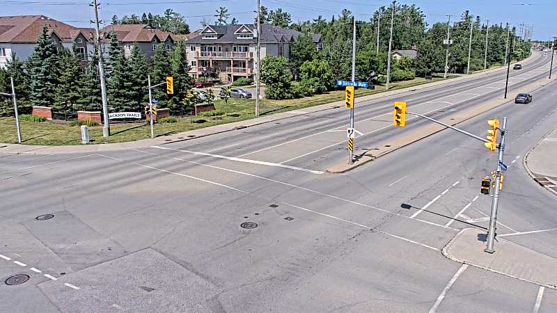 Traffic camera image at 2025-06-30 18:40:36