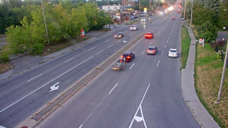 Traffic camera image at 2025-08-25 00:00:33