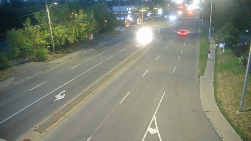 Traffic camera image at 2025-08-25 00:25:37