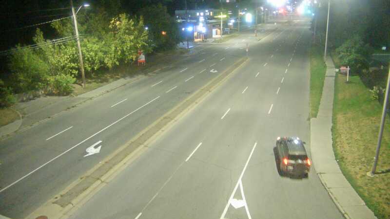 Traffic camera image at 2025-08-25 02:35:36