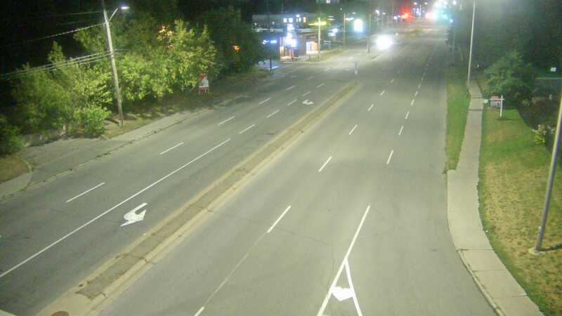Traffic camera image at 2025-08-25 03:35:28