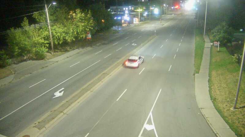 Traffic camera image at 2025-08-25 03:45:34