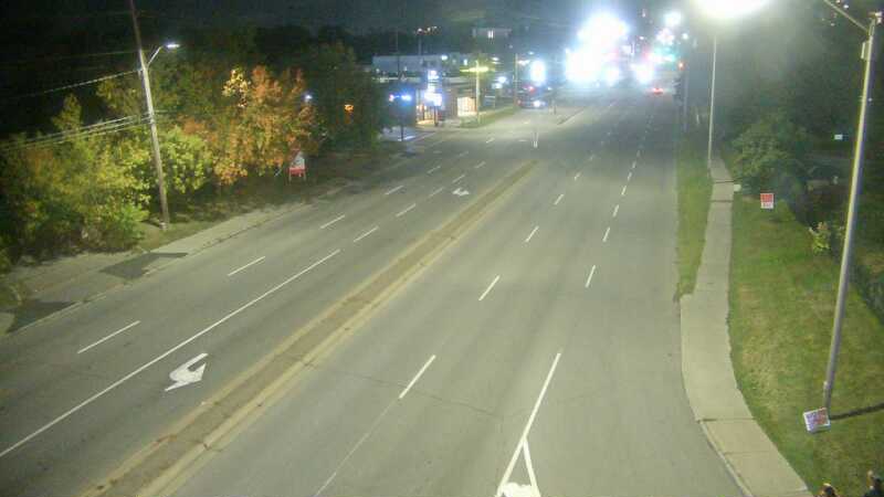 Traffic camera image at 2025-09-18 00:25:33