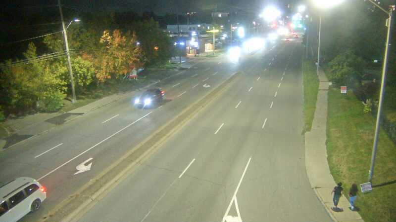 Traffic camera image at 2025-09-18 00:30:35