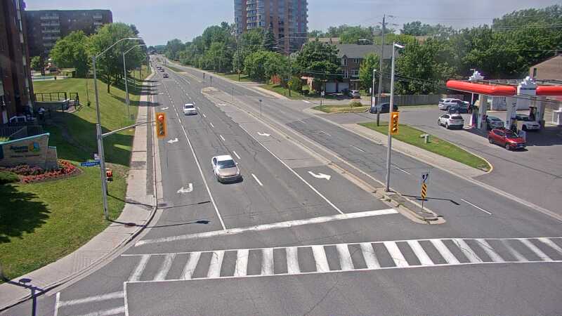Traffic camera image at 2025-06-30 17:10:41