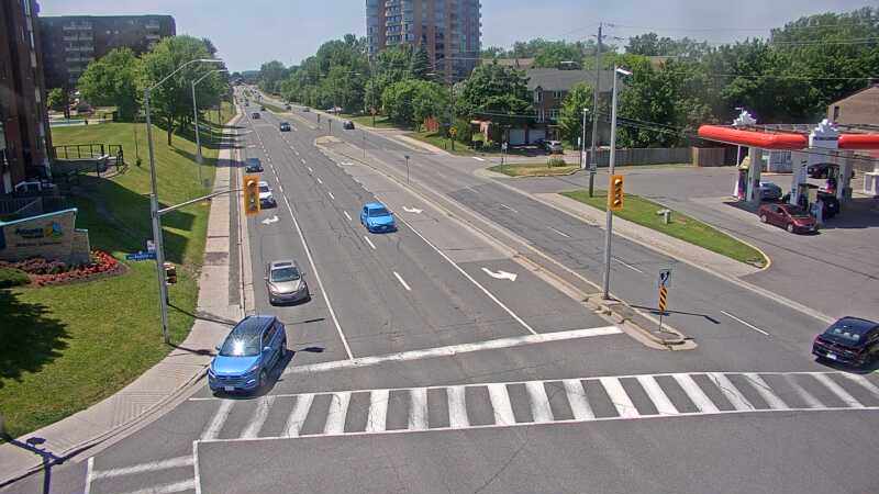 Traffic camera image at 2025-06-30 17:20:48
