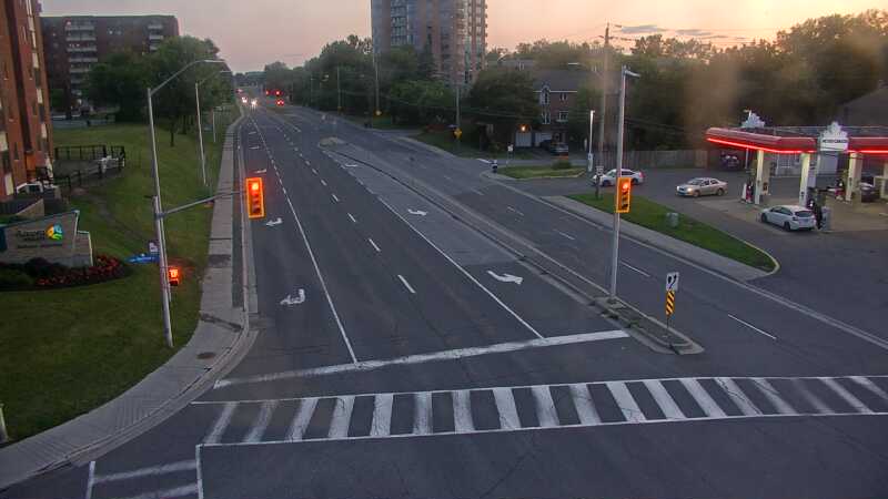Traffic camera image at 2025-07-04 00:55:41