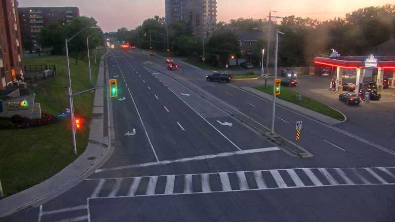 Traffic camera image at 2025-07-04 01:05:34