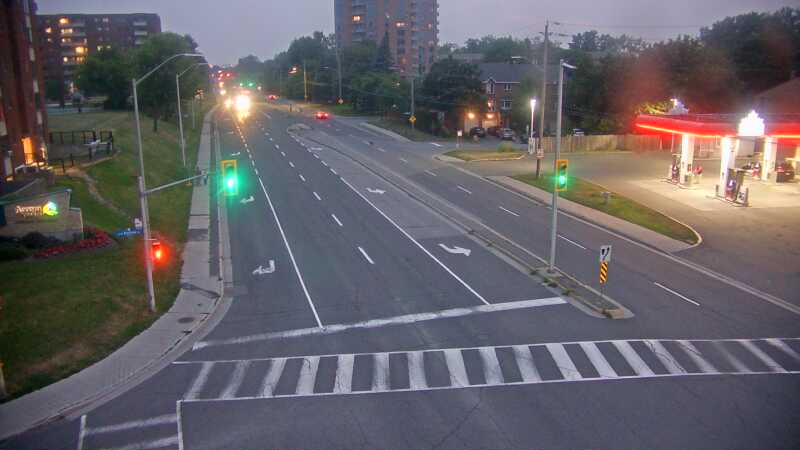 Traffic camera image at 2025-07-31 00:50:34