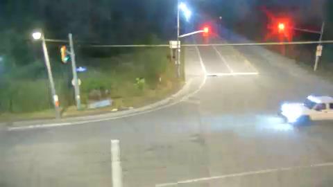 Traffic camera image at 2025-08-25 00:30:31
