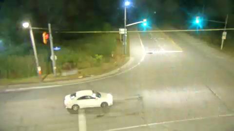 Traffic camera image at 2025-08-25 03:50:33