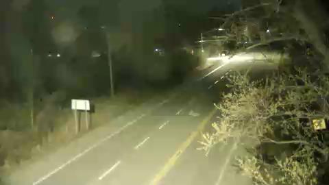 Traffic camera image at 2025-05-09 06:25:24