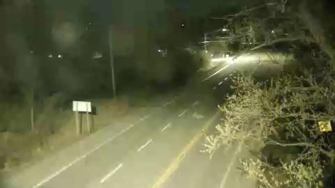 Traffic camera image at 2025-05-09 06:30:23