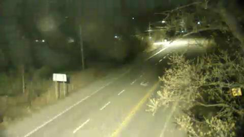 Traffic camera image at 2025-05-09 06:36:08