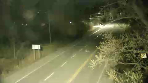 Traffic camera image at 2025-05-09 06:45:23