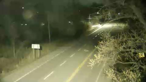 Traffic camera image at 2025-05-09 07:10:21