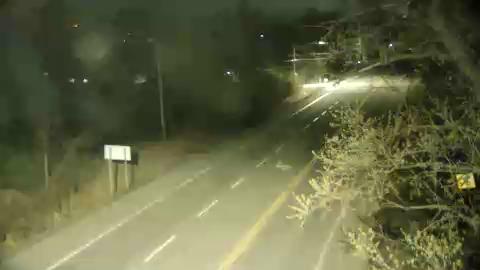 Traffic camera image at 2025-05-09 07:15:23