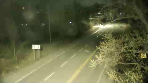 Traffic camera image at 2025-05-09 07:45:35