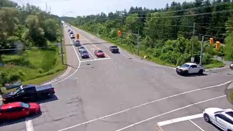 Traffic camera image at 2025-06-30 19:10:43