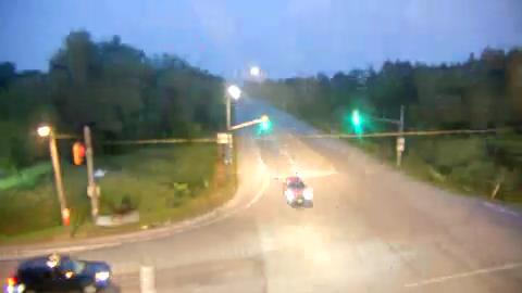 Traffic camera image at 2025-07-31 01:00:34