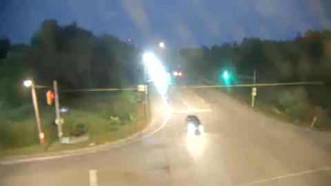 Traffic camera image at 2025-07-31 01:10:33