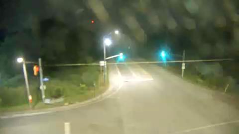 Traffic camera image at 2025-07-31 01:40:32