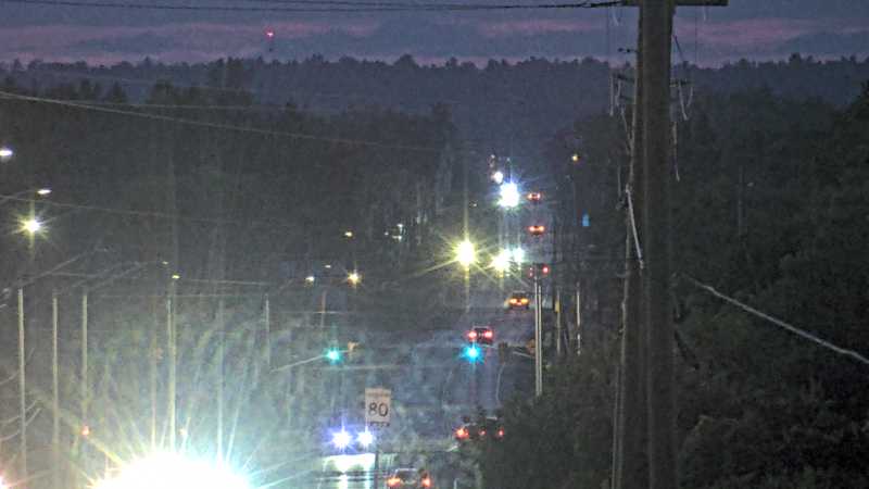 Traffic camera image at 2025-08-25 00:25:38