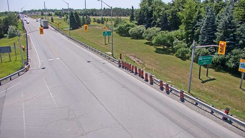 Traffic camera image at 2025-06-30 16:15:33