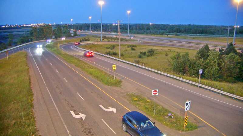 Traffic camera image at 2025-07-04 01:25:46