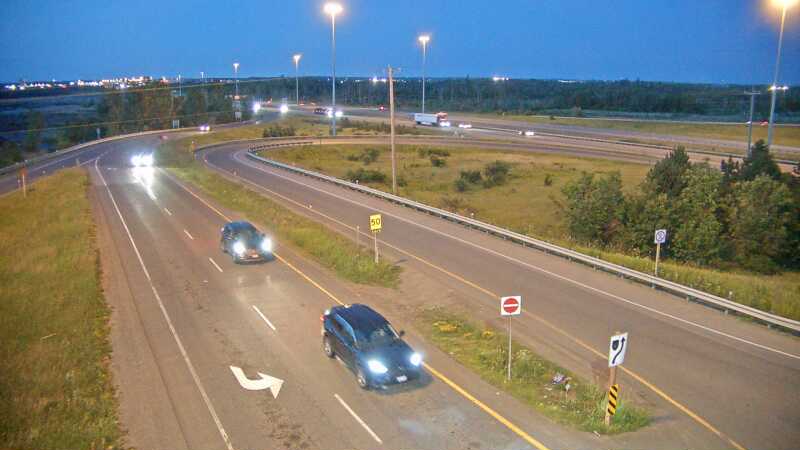 Traffic camera image at 2025-07-04 01:30:49