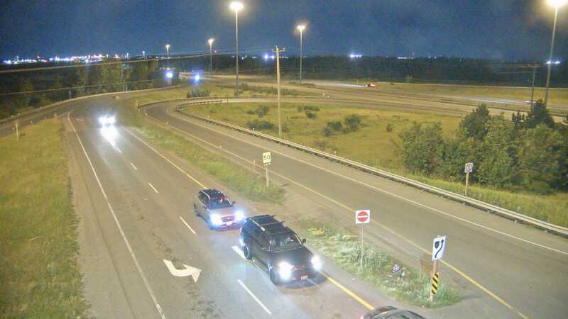 Traffic camera image at 2025-07-04 02:00:42