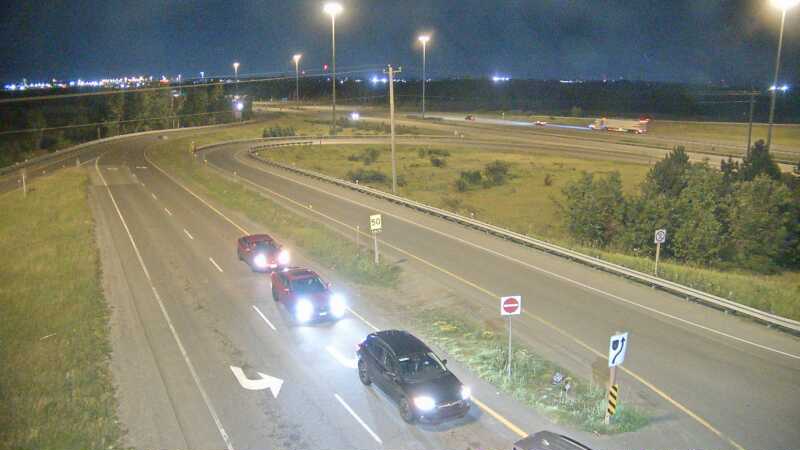 Traffic camera image at 2025-07-04 02:15:36
