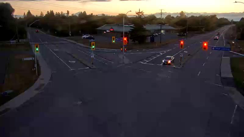 Traffic camera image at 2025-08-25 00:00:33