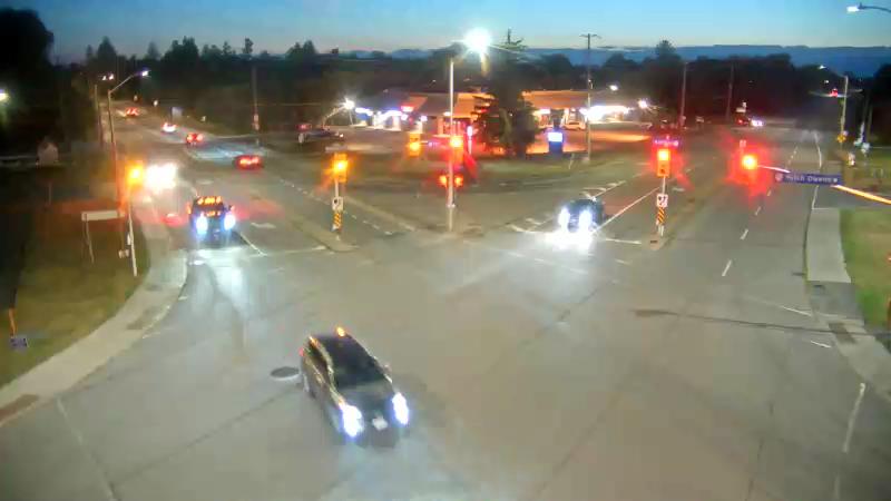 Traffic camera image at 2025-08-25 00:35:31