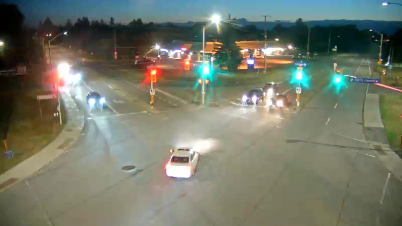 Traffic camera image at 2025-08-25 00:40:32