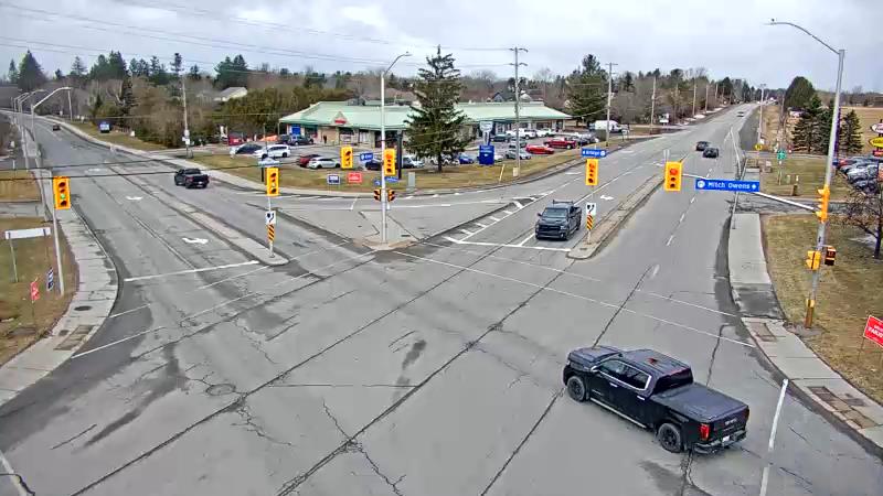 Traffic camera image at 2025-03-25 14:55:22
