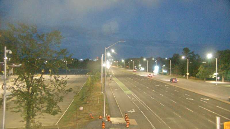 Traffic camera image at 2025-08-25 00:35:31
