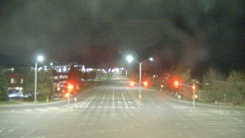 Traffic camera image at 2025-05-09 07:20:25