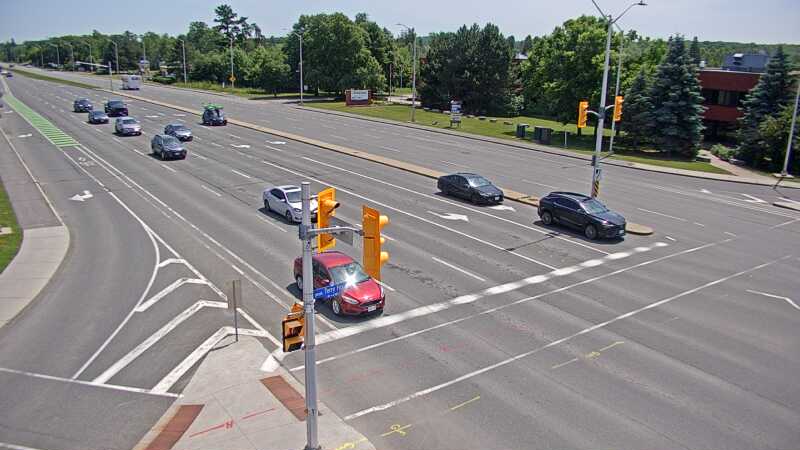 Traffic camera image at 2025-06-30 18:05:39