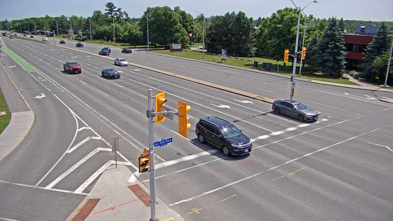 Traffic camera image at 2025-06-30 18:30:33
