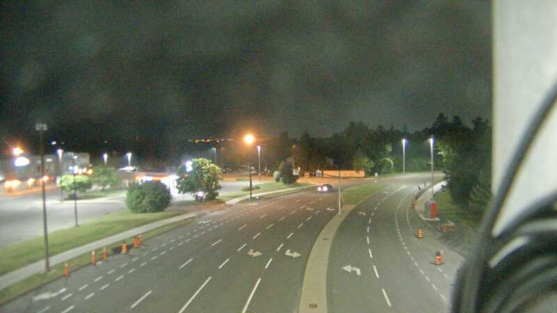Traffic camera image at 2025-07-07 03:21:43