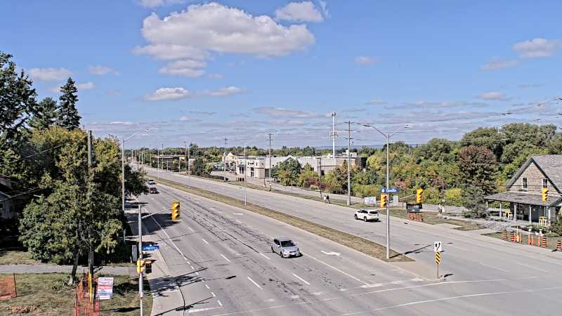 Traffic camera image at 2025-09-14 17:40:32