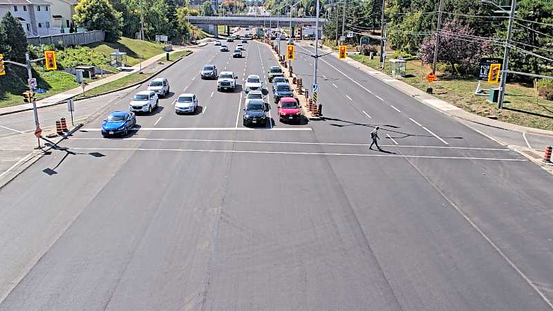 Traffic camera image at 2025-09-14 17:40:33