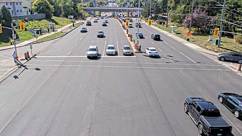 Traffic camera image at 2025-09-14 18:05:37