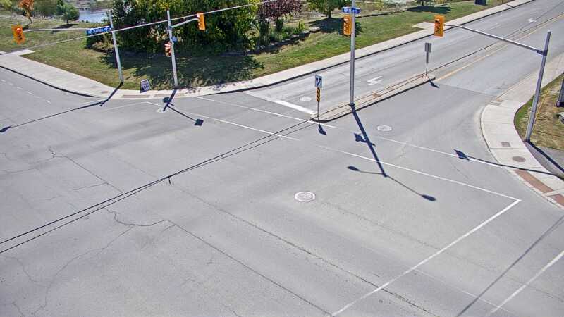 Traffic camera image at 2025-09-14 17:10:38