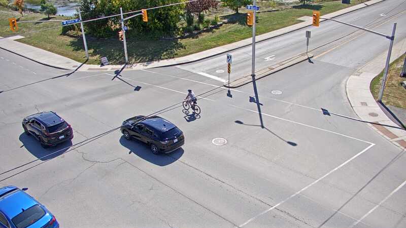 Traffic camera image at 2025-09-14 17:25:34