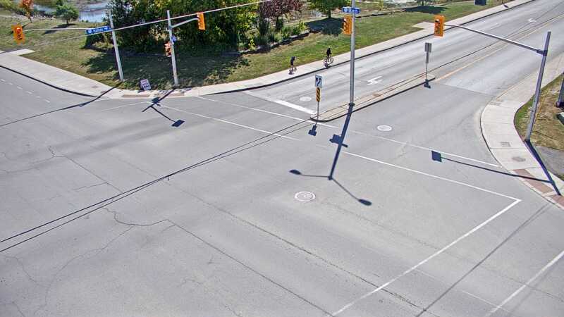 Traffic camera image at 2025-09-14 17:50:45